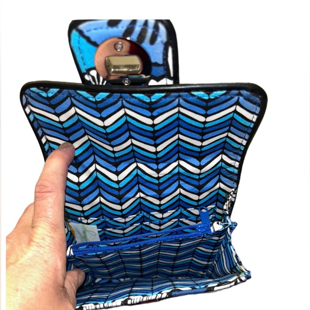 🦋 GORGEOUS VERA BRADLEY CROSSBODY BAG/PURSE! - Picture 6 of 11